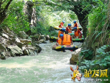 盘龙溪漂流03.jpg